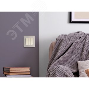 Выключатель INSPIRIA 673641 3кл 10АХ бежевый