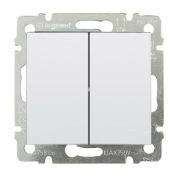 Legrand Valena 774408 переключатель 2кл на 2направл.мех. белый 