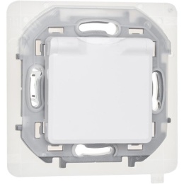 Розетка INSPIRIA 673740 2К+З IP44 с откидной крышкой 16А белый