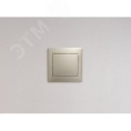 Legrand Valena 774301 выключатель 1кл сл.кость 